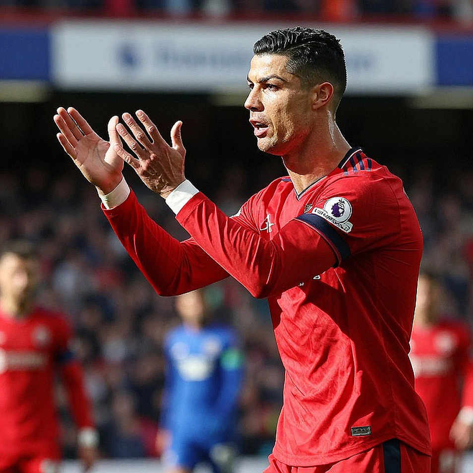 Maguire thừa nhận Man United thiếu dũng cảm khi có bóng: hai lỗ hổng nằm ở bóng chết và tuyến đầu triển khai